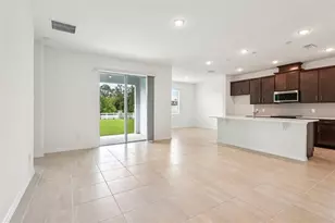 1756 Columbus Path, Saint Cloud, FL 34771 - Photo 9