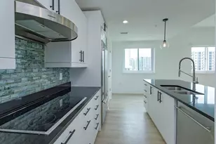 100 S Eola Dr, Orlando, FL 32801 - Photo 13