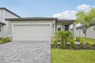 571 Sun Chaser Dr, Nokomis, FL 34275 - Photo 1