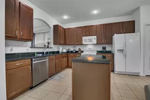 381 Cabello Dr, Davenport, FL 33837 - Photo 27