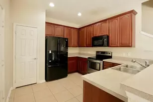 1730 Spicebush Ct, Orlando, FL 32828 - Photo 3