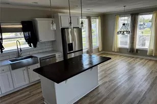 227 Bay St, Port Saint Joe, FL 32456 - Photo 15