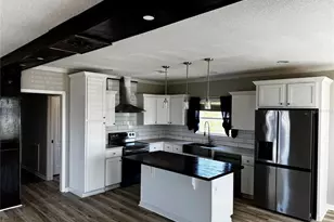 227 Bay St, Port Saint Joe, FL 32456 - Photo 13