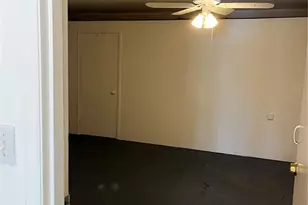 2421 Queenswood Cir, Kissimmee, FL 34743 - Photo 19