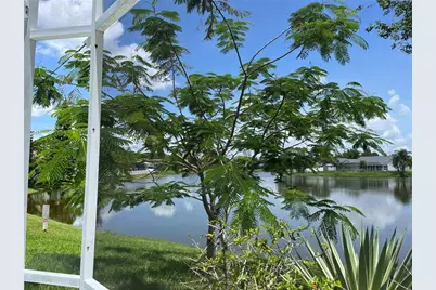 2421 Queenswood Circle, Kissimmee, FL 34743 - Photo 31