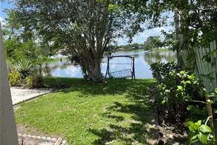 2421 Queenswood Cir, Kissimmee, FL 34743 - Photo 35