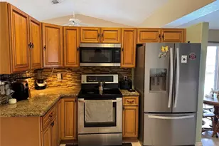 2693 Maxwell Ct W, Kissimmee, FL 34743 - Photo 15