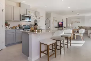 5718 Somerset Dr, Haines City, FL 33844 - Photo 9