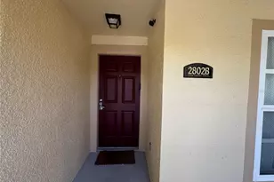 2802 Club Cortile Cir, Kissimmee, FL 34746 - Photo 5