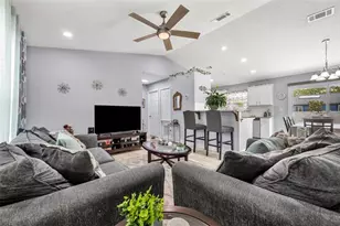 3043 Mapleshade St, Deltona, FL 32738 - Photo 5