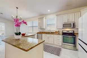 2510 Trapside Ct, Kissimmee, FL 34746 - Photo 13