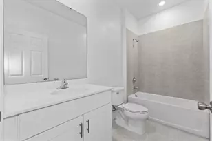 1198 Atlantic Ave, Fruitland Park, FL 34731 - Photo 7