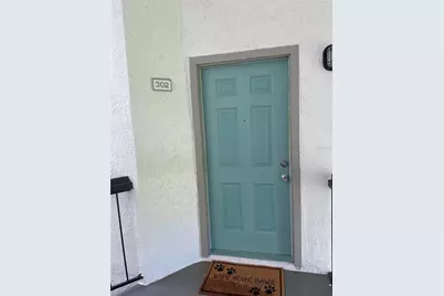 2201 Cascades Boulevard #302, Kissimmee, FL 34741 - Photo 1