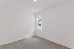 1210 Atlantic Ave, Fruitland Park, FL 34731 - Photo 9