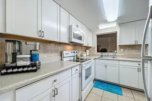 2728 Hertha Ave, Orlando, FL 32826 - Photo 9