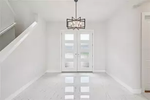 9201 Sanders Tree Loop, Wesley Chapel, FL 33545 - Photo 7