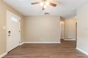 4555 Malibu St, Orlando, FL 32811 - Photo 9