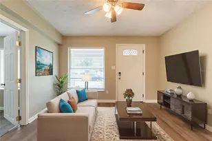 4555 Malibu St, Orlando, FL 32811 - Photo 7