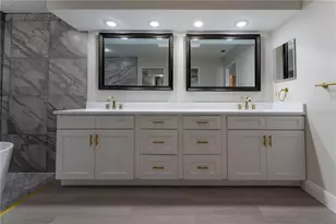 6019 Crystal View Dr, Orlando, FL 32819 - Photo 7