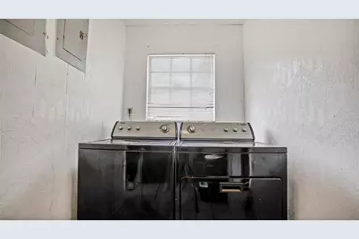 5891 Sir Henry Road, Orlando, FL 32808 - Photo 17