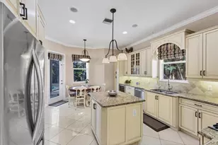 811 La Guna Dr, Venice, FL 34285 - Photo 17