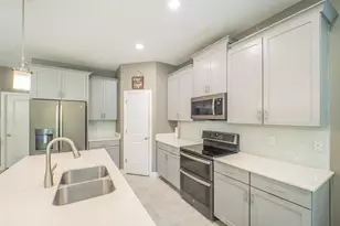 461 Brunswick Dr, Davenport, FL 33837 - Photo 17