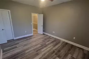 2558 Robert Trent Jones Dr, Orlando, FL 32835 - Photo 13