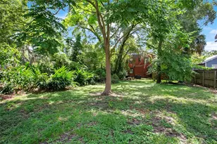 1600 Dauphin Ln, Orlando, FL 32803 - Photo 29