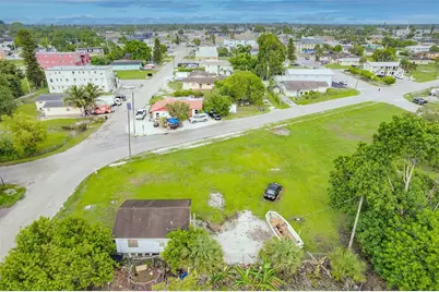 601 SW 6th Street, Belle Glade, FL 33430 - Photo 5