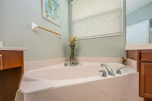 127 Heatherbrooke Cir, Oviedo, FL 32765 - Photo 15