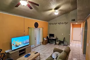 306 Aylesbury Ct, Kissimmee, FL 34758 - Photo 5