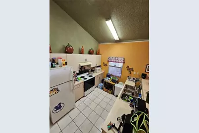 306 Aylesbury Court, Kissimmee, FL 34758 - Photo 7