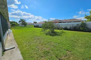 306 Aylesbury Ct, Kissimmee, FL 34758 - Photo 37