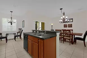 2820 Oakwater Dr, Kissimmee, FL 34747 - Photo 15