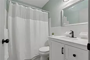 2257 World Pkwy Blvd W, Clearwater, FL 33763 - Photo 17