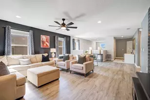 8901 Rhodes St, Kissimmee, FL 34747 - Photo 17