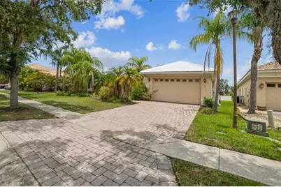 3816 Eagle Isle Circle, Kissimmee, FL 34746 - Photo 7