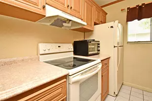 5564 Slash Pine Ct, Orlando, FL 32811 - Photo 17