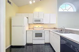 1751 Chatham Cir, Apopka, FL 32703 - Photo 5