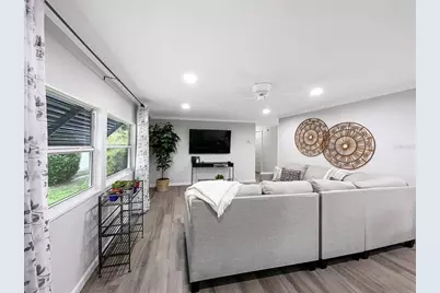 164 Royal Palm Drive, Leesburg, FL 34748 - Photo 11