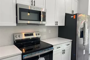 569 Marion Oaks Manor, Ocala, FL 34473 - Photo 7