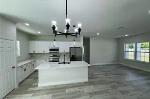 142 W Diego Pl, Citrus Springs, FL 34434 - Photo 15