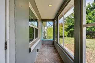 540 W Columbia St, Lake Alfred, FL 33850 - Photo 3