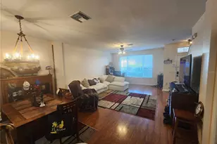 2247 Golden Oak Ln, Valrico, FL 33594 - Photo 5