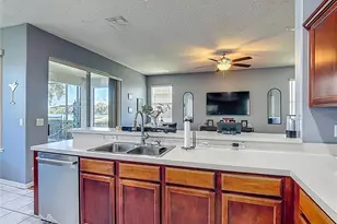 2530 The Oaks Blvd, Kissimmee, FL 34746 - Photo 7