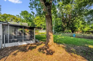 461 Brentwood Dr, Daytona Beach, FL 32117 - Photo 21