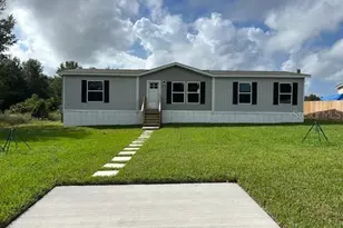 4720 Oak St, Fruitland Park, FL 34731 - Photo 1