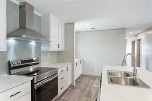 4720 Oak St, Fruitland Park, FL 34731 - Photo 9