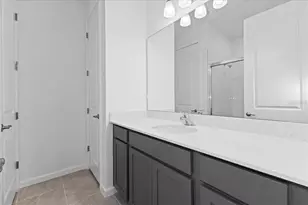 9596 Vibrant Ln, Venice, FL 34292 - Photo 11