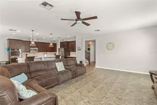 10720 Breaking Rocks Dr, Tampa, FL 33647 - Photo 19